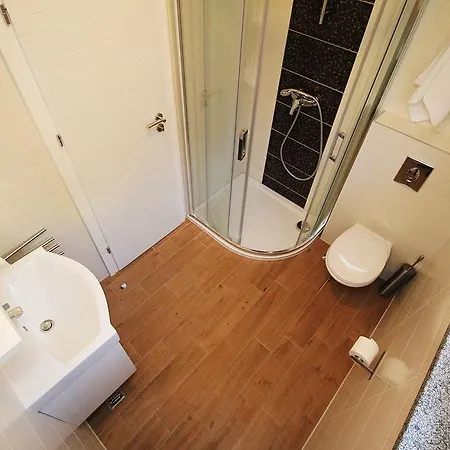 Obitelj Vuletic Apartman *