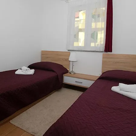 Obitelj Vuletic Apartman *